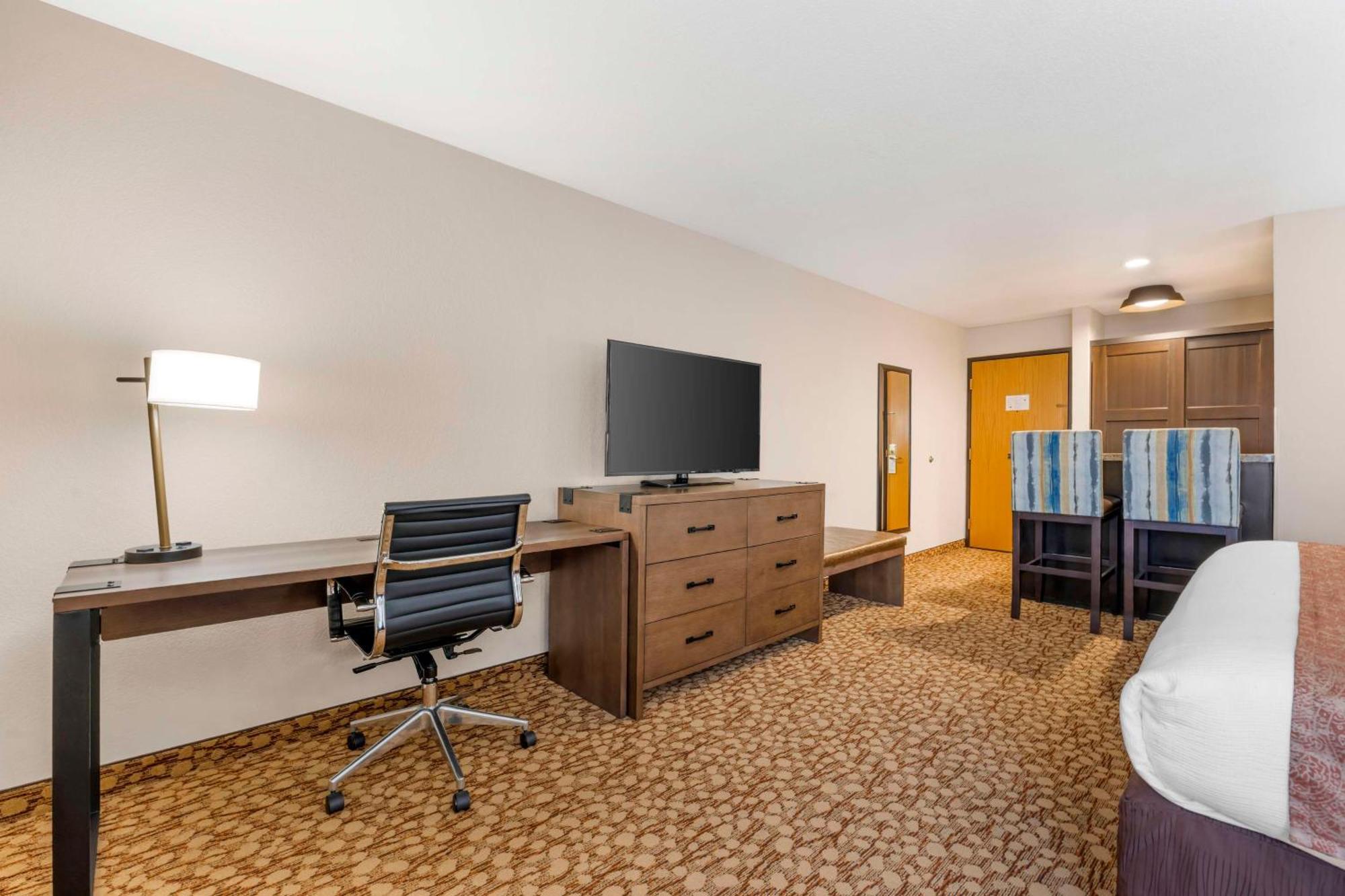 Best Western Plus Mill Creek Inn Salem Buitenkant foto