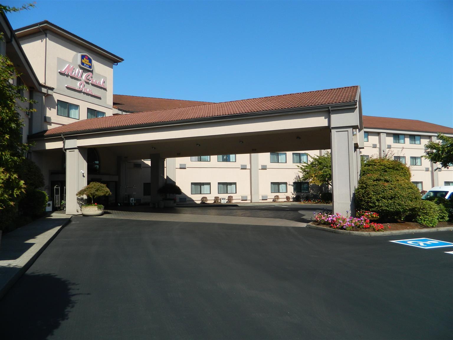 Best Western Plus Mill Creek Inn Salem Buitenkant foto
