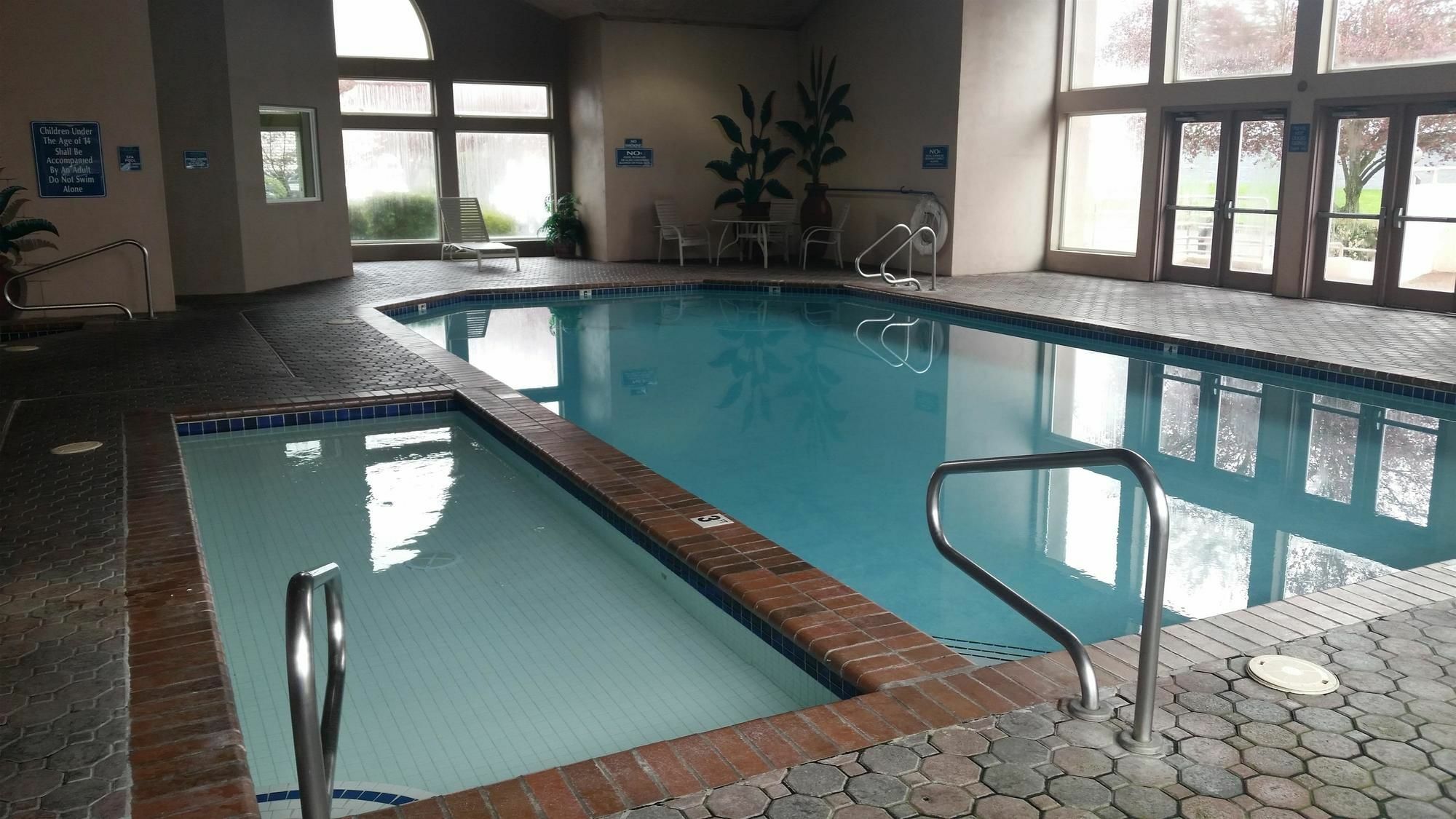 Best Western Plus Mill Creek Inn Salem Buitenkant foto